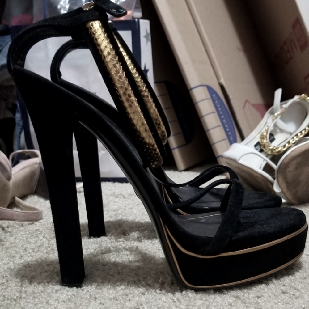Gucci platform heels